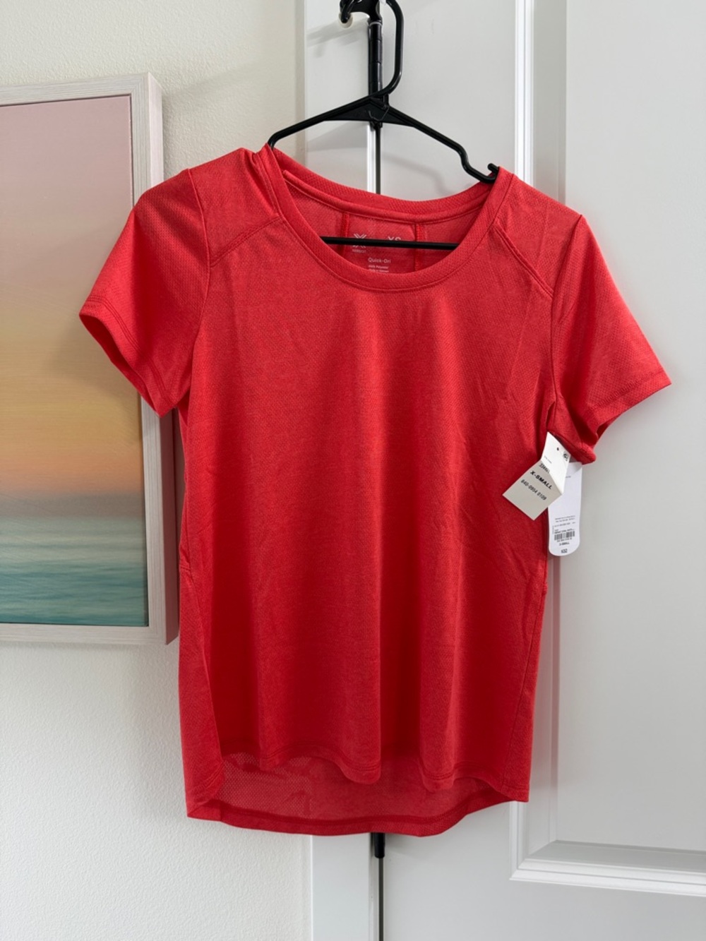 NWT Women's Red Performance Short-Sleeve Top - Unbranded